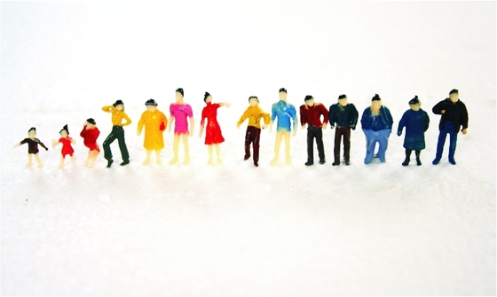 China 1:100 Architectural Scale Model People Painted Figure Kits 1.8cm supplier