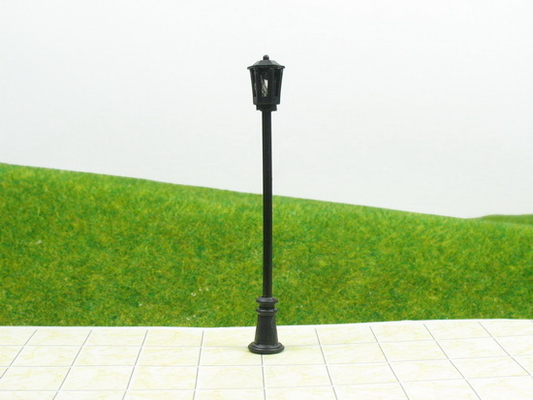 China O Gauge Scale Train Layout Design Light Street Miniature Model Lamp Posts 4.5cm  supplier