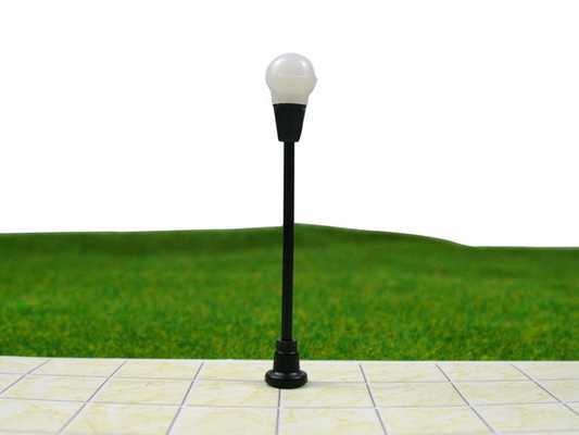 China HO Scale Train Layout Light Street Miniature Model Lamp Posts 5cm  supplier