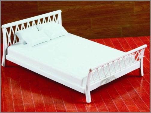 China 1:20/1:25/1:30 Architectural Model Furniture Miniature Journey of Art Double Bed  supplier