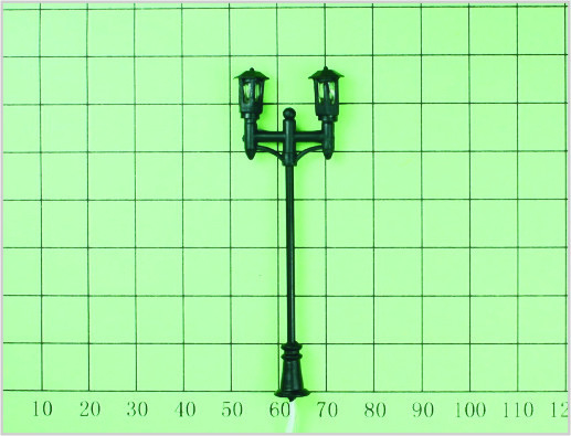 China T7 OEM Two-headed Luminous Street Model Lamppost 6.5cm for Train Layout supplier