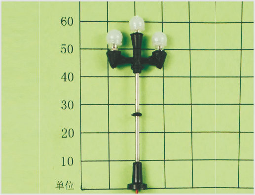 China T12 Three-head Billboard Street Plastic Scale Model Lamppost for HO Railway Layouts 6.5cm supplier