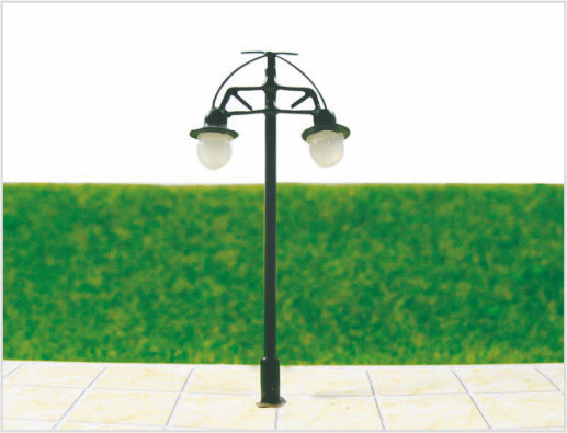 China T45 6V Two-headed Street Plastic Scale Model Lamppost for Train Layout 6cm supplier