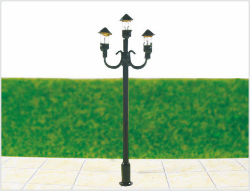 China T49 6V Three-headed Street Plastic Scale Model Lamppost for Train Layout 5.5cm supplier