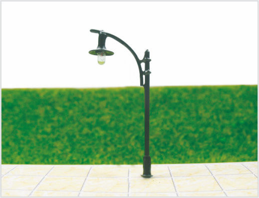 China T68 Custom 6V One-headed Street Plastic Model Lamp Post for Railroad Layouts 6cm supplier