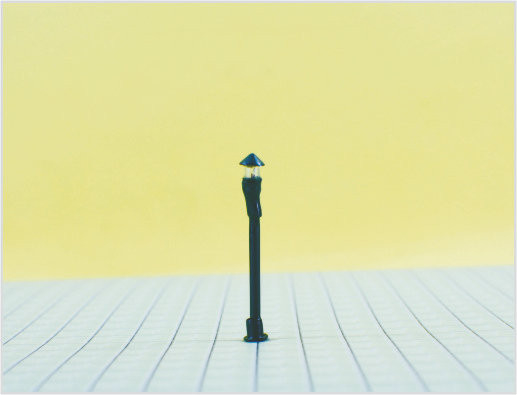 China T101 OEM 6V Luminous Street Model Lamppost 4cm for Train Layout supplier