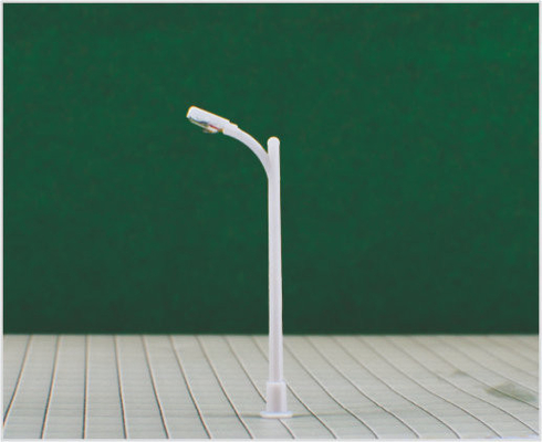 China RA150 6V Billboard Street Plastic Miniature Scale Model Lamppost for Train Layout 6.5cm supplier