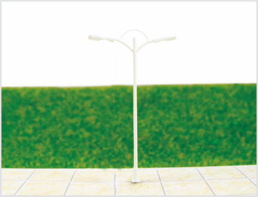 China T81 Custom 6V Billboard Street Plastic Scale Model Lamppost for HO Railway Layouts 8cm supplier