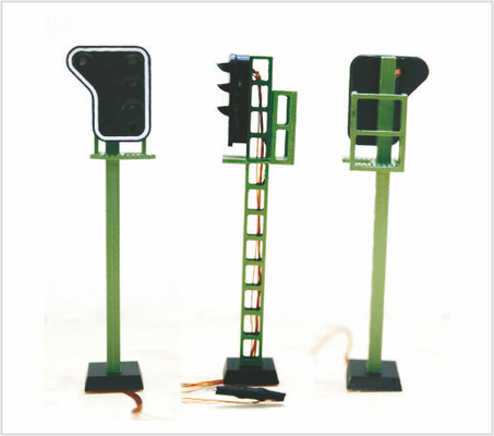 China T152 Custom 6V Luminous Street Scale Model Lamppost for HO Train Layout supplier