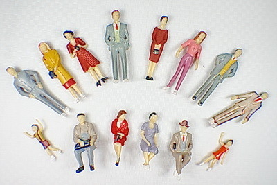 P30-14 outdoor 1:30 Architectural Scale Model People Painted Figures 5.5cm supplier