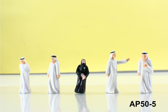 Painted Arab Architectural Scale Model People Standing / Sitting Figures 4.0cm supplier