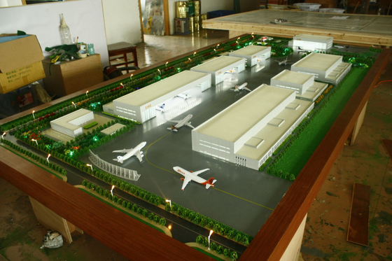 Customized 3D Architectural Model Maker Miniature For Airport Layout supplier