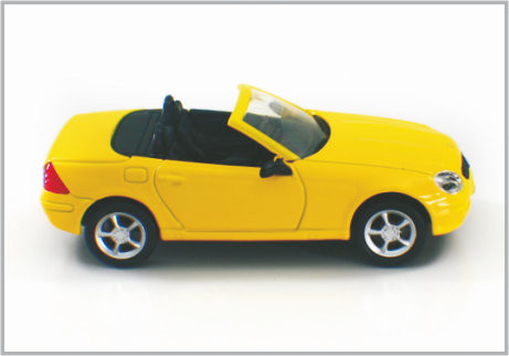 1 / 43 Diecast Yellow Alloy Custom Scale Model Cars Mercedes Benz Sik320 For Collection supplier