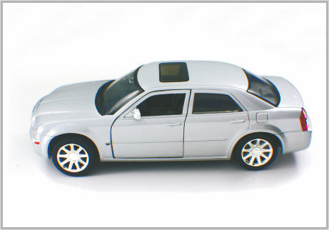 1 / 24 Diecast Alloy White Custom Scale Model Cars As Home Decoratio &amp; collection supplier
